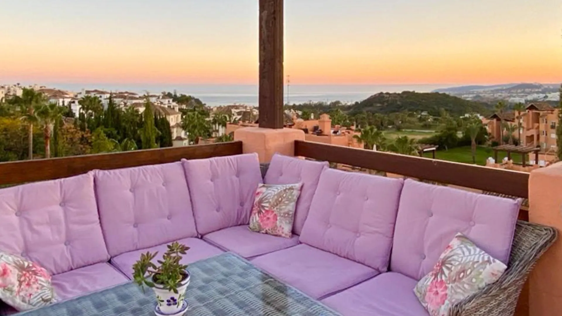 דירות Casares Del Sol 2426 Penthouse With Seaviews