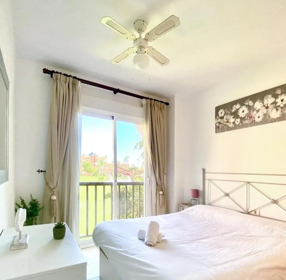 דירות Casares Del Sol 2426 Penthouse With Seaviews