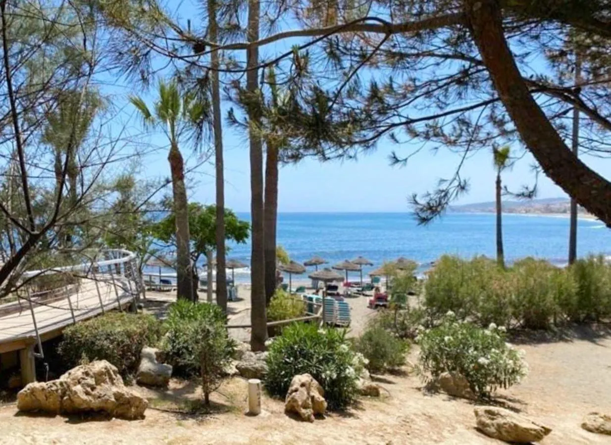 דירות Casares Del Sol 2426 Penthouse With Seaviews 0*,  ספרד